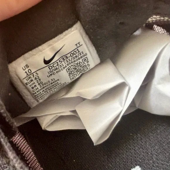 Nike Waffle One - Picture 10 of 12